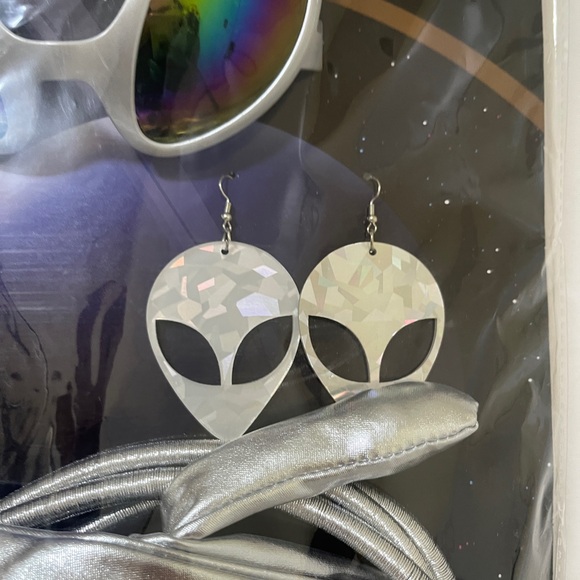 🛸👽Alien Halloween Instant Kit 🛸👽 - Picture 5 of 7